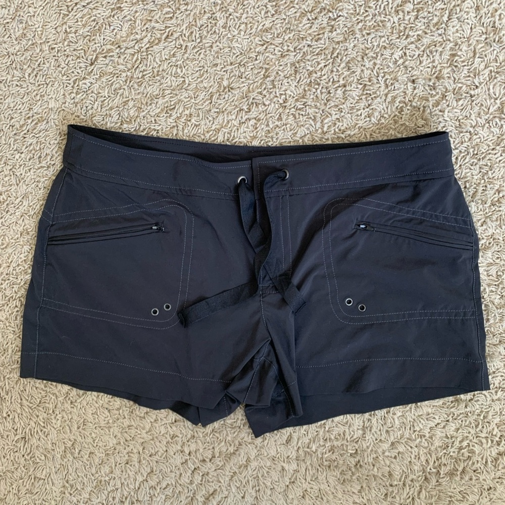 Athleta Breeze size 16 black board unlined swim shorts